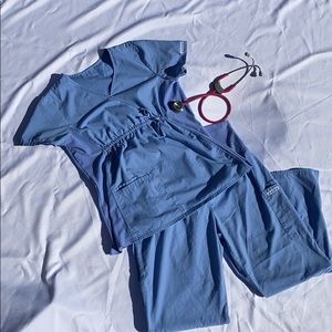 Cherokee Medium Petite Maternity scrubs
